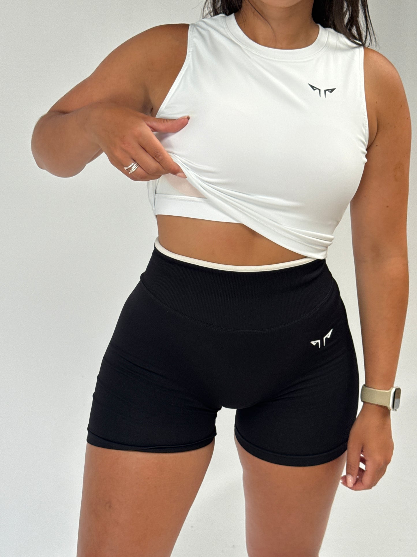 Pack de 3 tops x$1890 uno $945