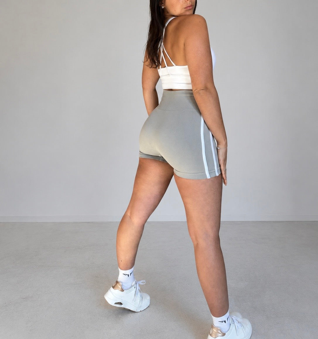 Short Nara Rayas (sin frunce)