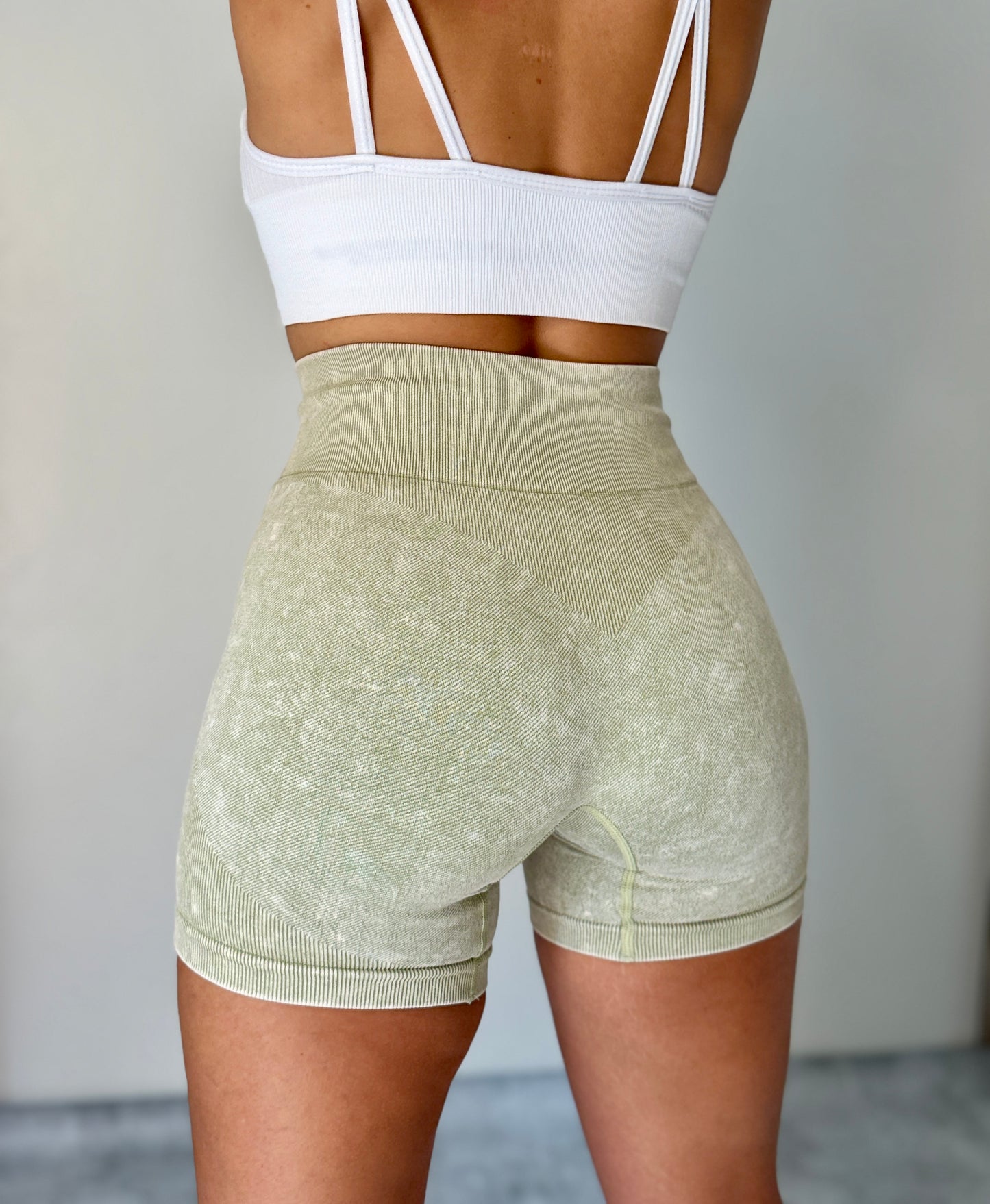 Short SIN FRUNCE Lotus