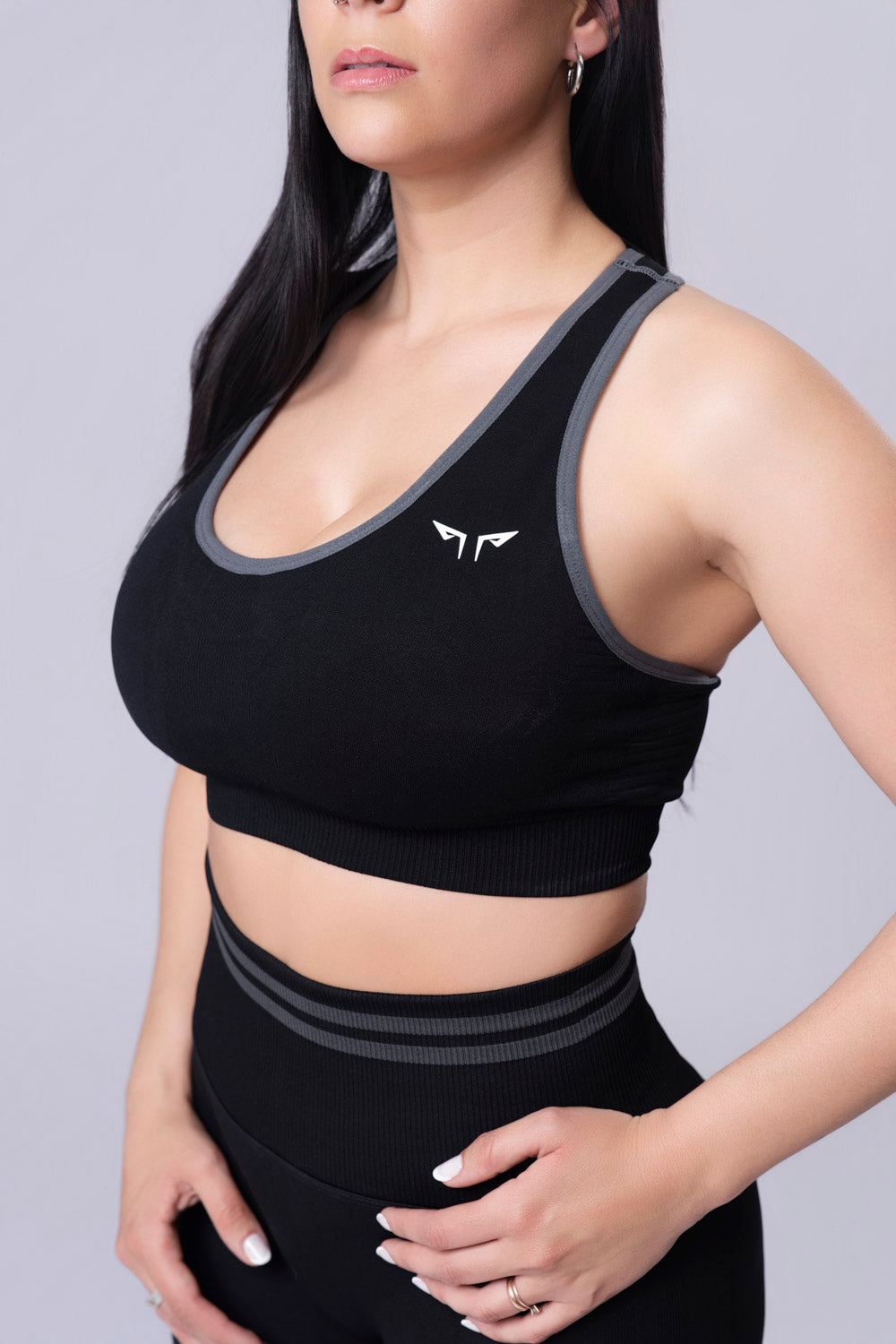 Top Kentia