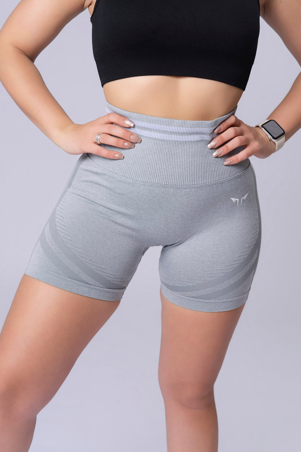 Short CON FUNCE  kentia